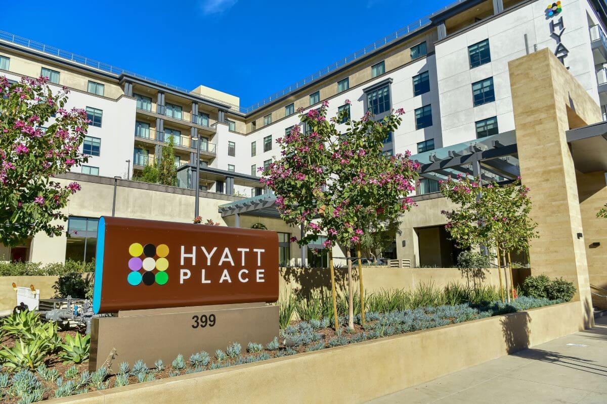 Hyatt Place Hotel Pasadena California Building Exterior