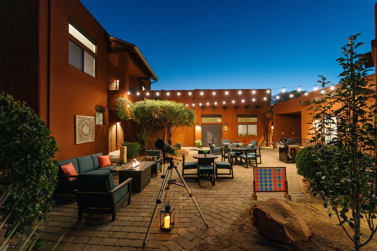 Las Posadas of Sedona - Million-Dollar Property Renovation - Courtyard Photo